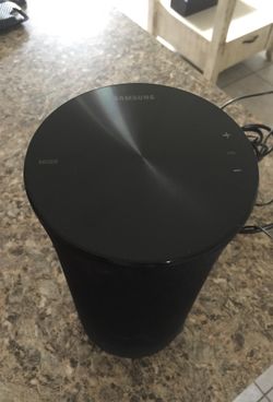 Samsung R1 Bluetooth speaker