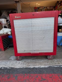 Snap-on Toolbox 🧰 With Key 🔑 $300$ At Tustin location