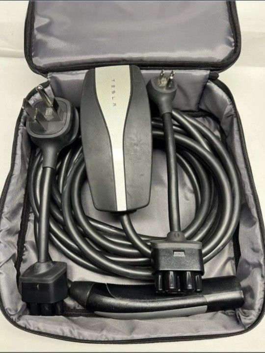 Genuine TESLA Mobile Charger, Full Set With 3 Adapters.