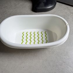 Baby bathtub