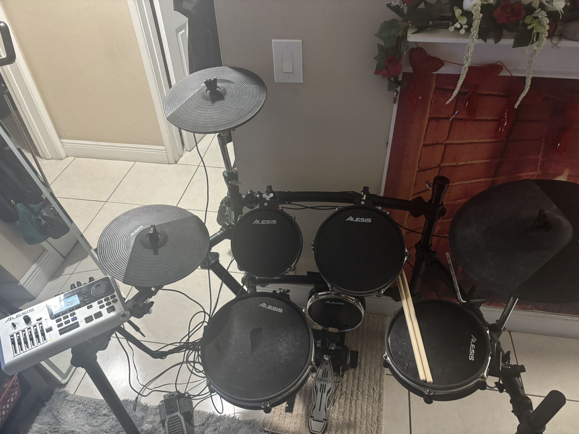 Alesis DM10 Electric Drums