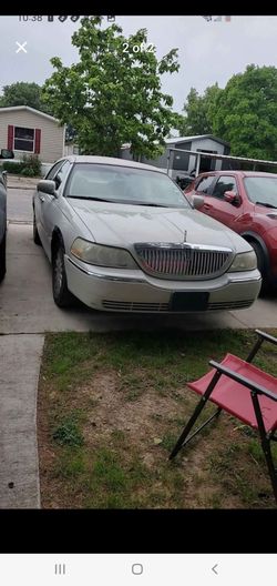 2006 Lincoln Town Car