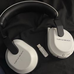 Turtle Beach wireless Headphones Practically new 