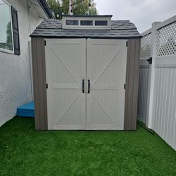 7 X 7 Rubbermaid Storage Shed