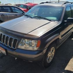 2002 Jeep Grand Cherokee Parts Only