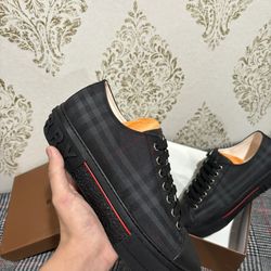 Burberry Converse