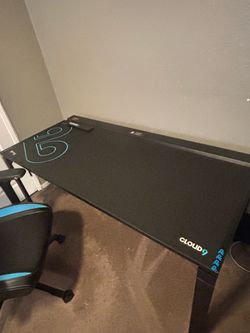 Secret Lab Magnus desk
