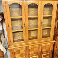 Solid Wood Buffet And Hutch 