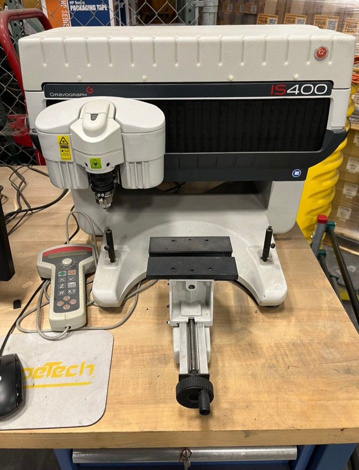 Gravograph Engraver