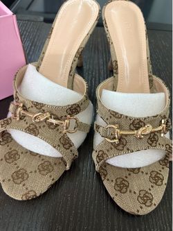 Heels size 10