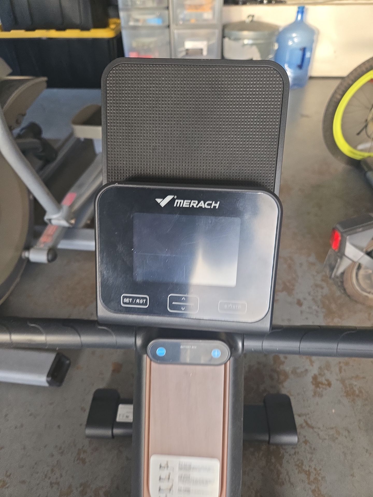 Merach row machine