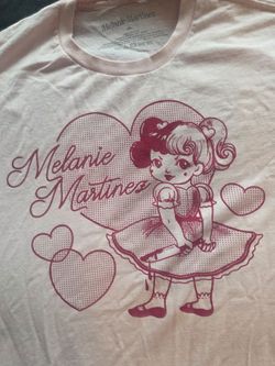 Spencer's Portals Melanie Martinez Graphic T-Shirt Pink Cotton Short Sleeve XL