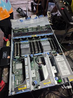 Dell Proliant DL380P: rack mounted server
