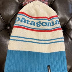 EXTREMELY RARE VINTAGE PATAG*NIA HAT! WARM AF!!