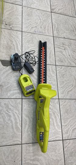 Ryobi 18v hedger with battery and charger