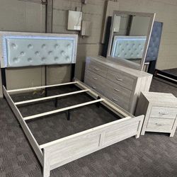 Silver Grey Queen Bedroom Set 