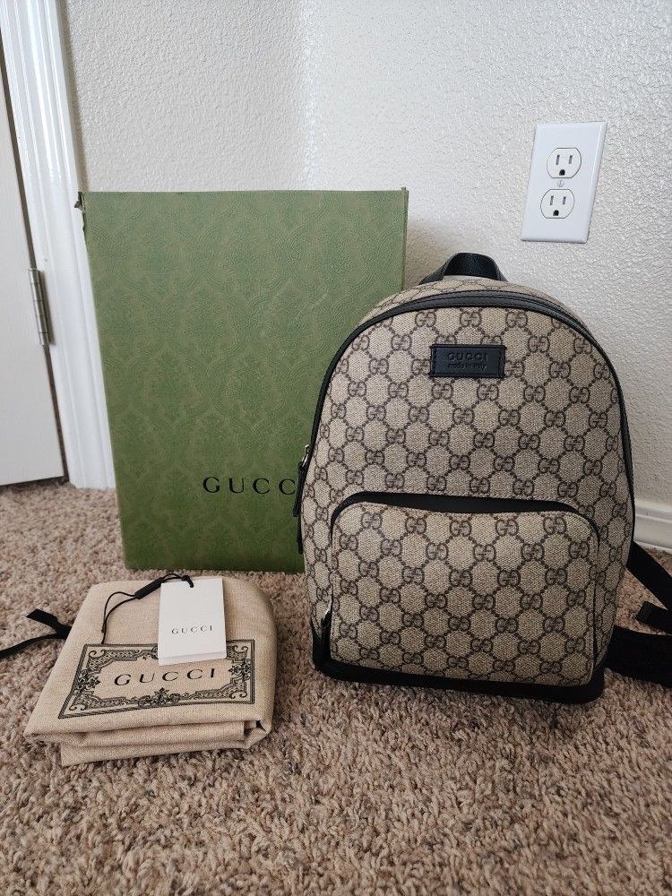 Gucci GG Supreme Backpack