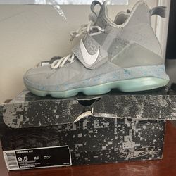 Size 9.5 - Nike LeBron 14 MAG - 852405-005