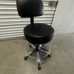 Garage Rolling Chair 