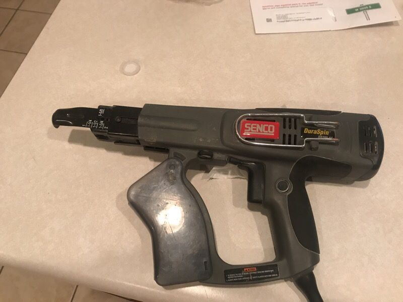 Senco DuraSpin DS200-AC electric screw gun