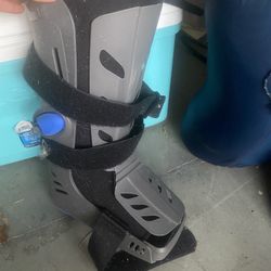 CAM Walker boot
