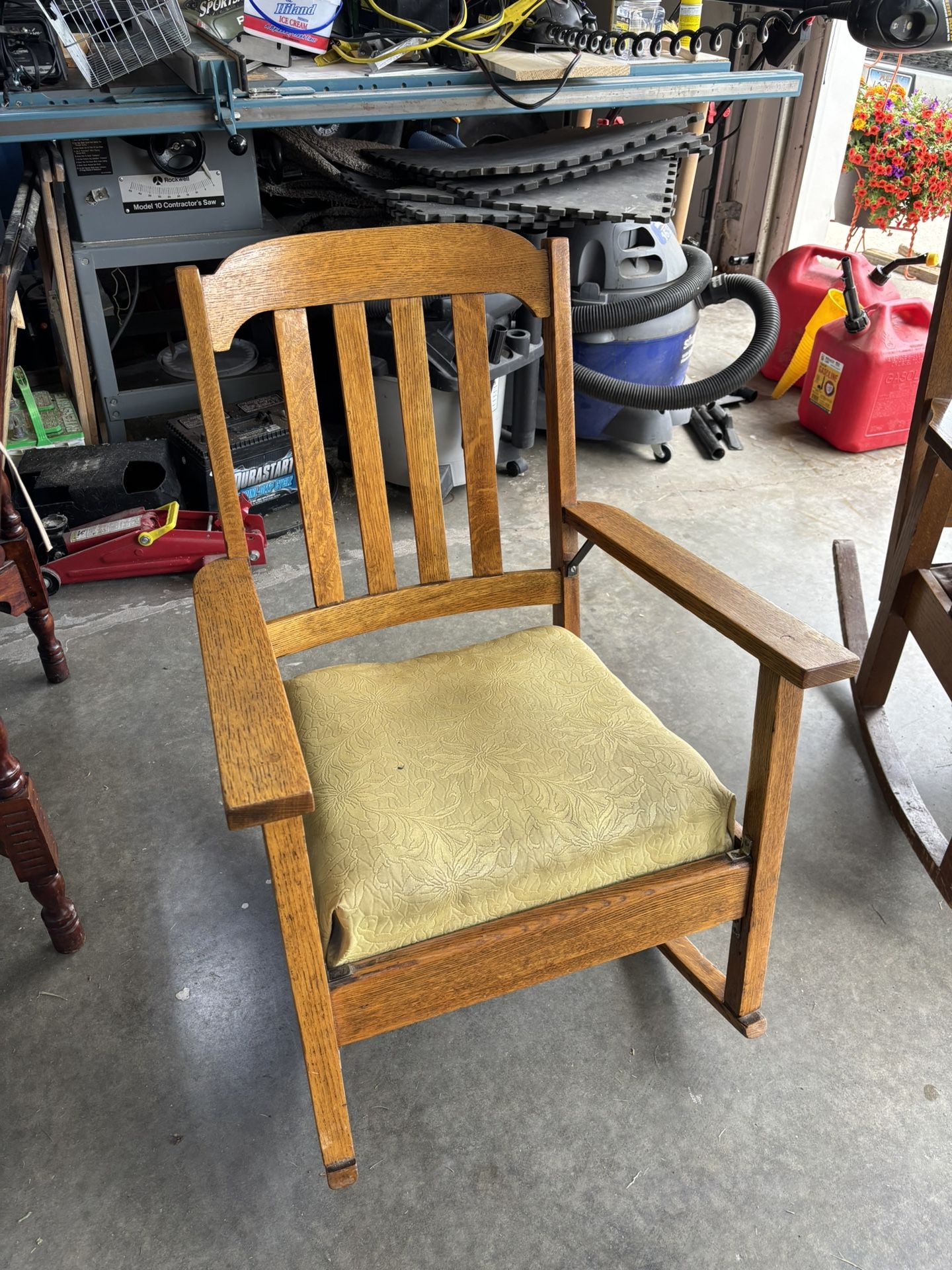 Retro wood rockers