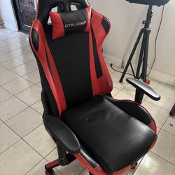 Gaming chair