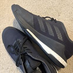 Black Men’s Adidas 