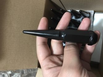 Spike lug kit