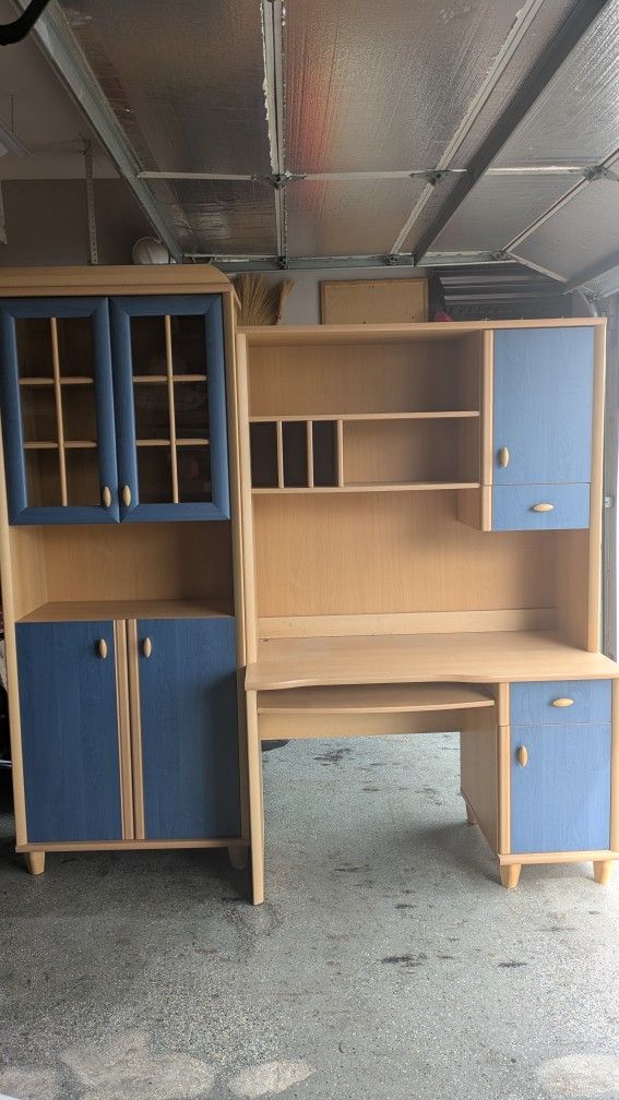 Youth Desk And Shelves
