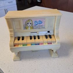 1977 Vintage Barbie Upright Toy Piano White