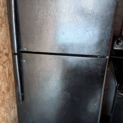 GE Refrigerator 