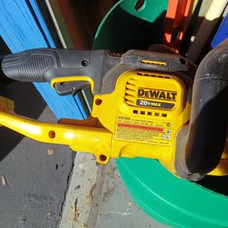 DeWalt 22 inch 20 v