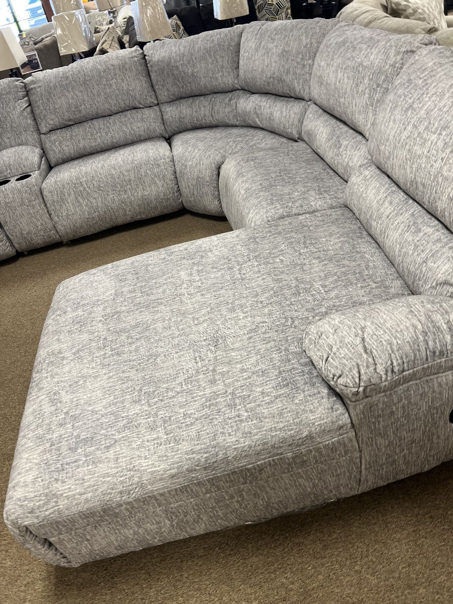 Entertainment Reclining Theater Sectional!
