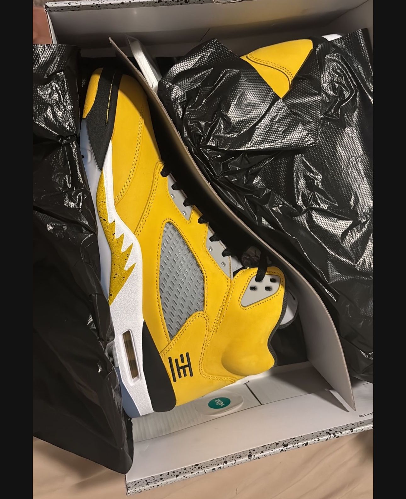 Air Jordan 5 Tokyo
