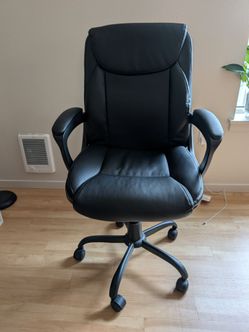 Black Leather Office / Desk Chair