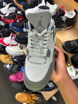 Jordan 4s
