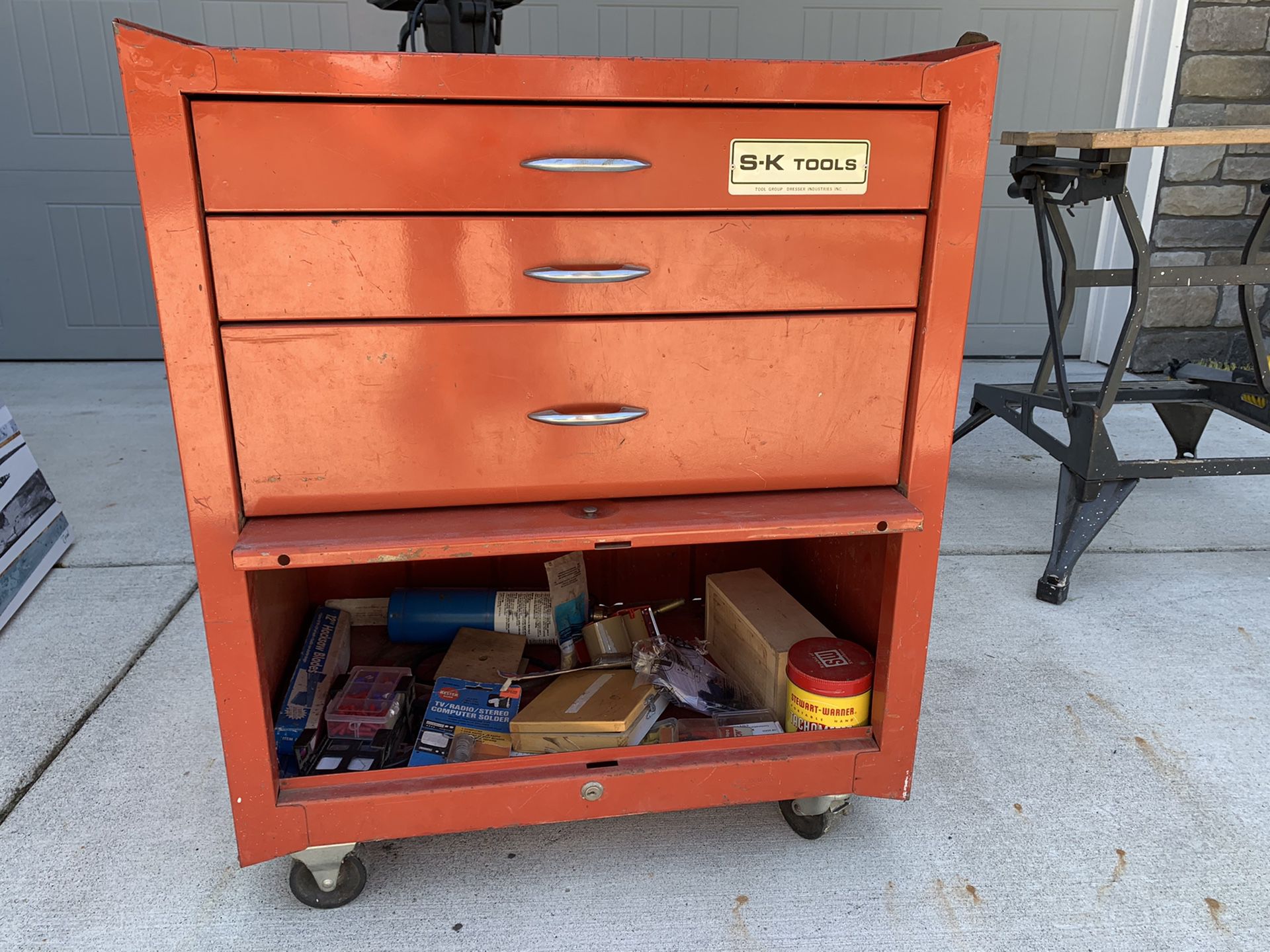 S-K tool chest w tools included
