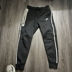 Nike tech pants 