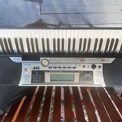 Yamaha keyboard 