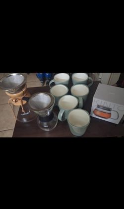 Coffee brewing set with 6 mugs