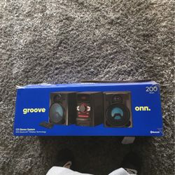 Onn Groove CD Stereo System W Bluetooth Wireless 200 watt