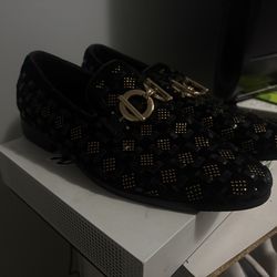 Men’s dress shoes