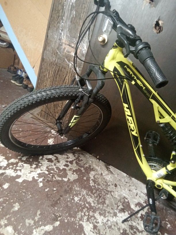 Huffy Mayhem Mountain Bike
