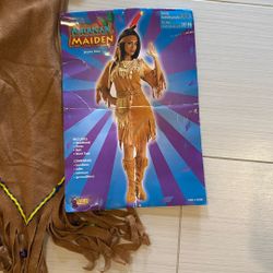 Halloween Costume American Maiden 