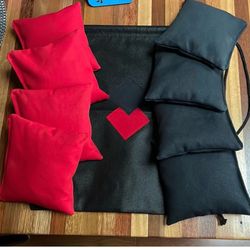 4RED/4BLACK Corn Filled Corn-hole Bags w/CarryBag