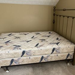 Full Size Bed Set 