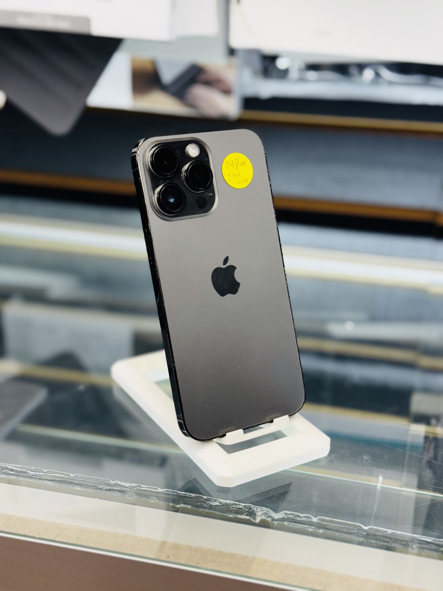 iPhone 14 Pro Max (Factory Unlocked)