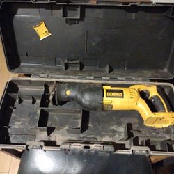 DeWalt 18 Volt Sawzall Good Condition