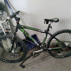 Trek Bicycle Disk Breaks